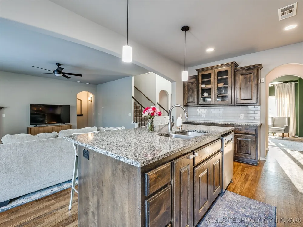 3357 S 207th East Ave, Broken Arrow, OK 74014