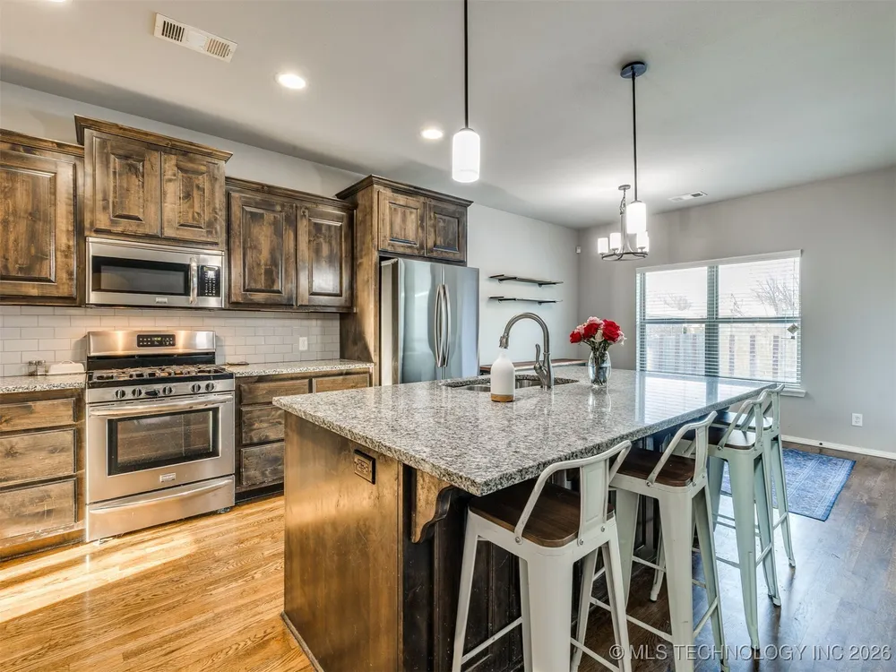 3357 S 207th East Ave, Broken Arrow, OK 74014