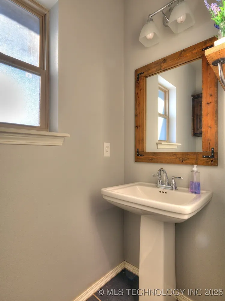 3357 S 207th East Ave, Broken Arrow, OK 74014