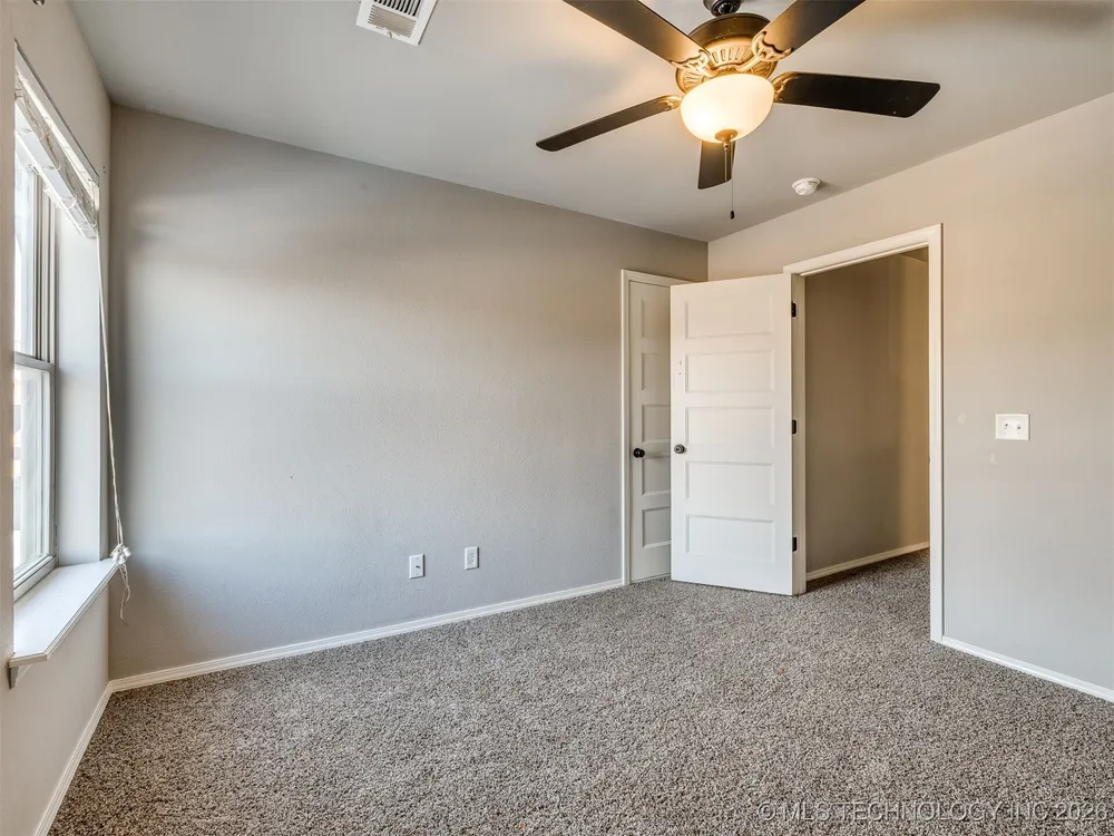 3357 S 207th East Ave, Broken Arrow, OK 74014