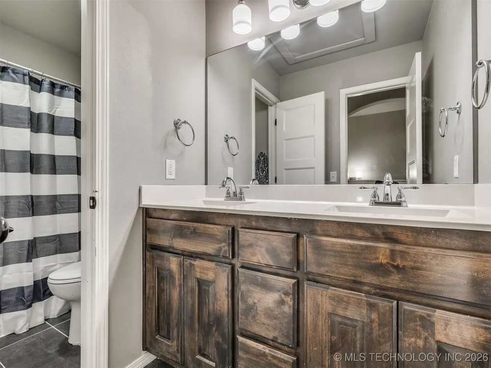 3357 S 207th East Ave, Broken Arrow, OK 74014