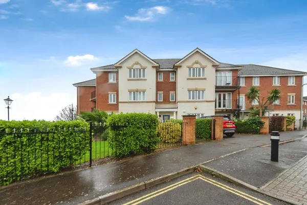 Sussex Court, Vanguard Road, GOSPORT,...