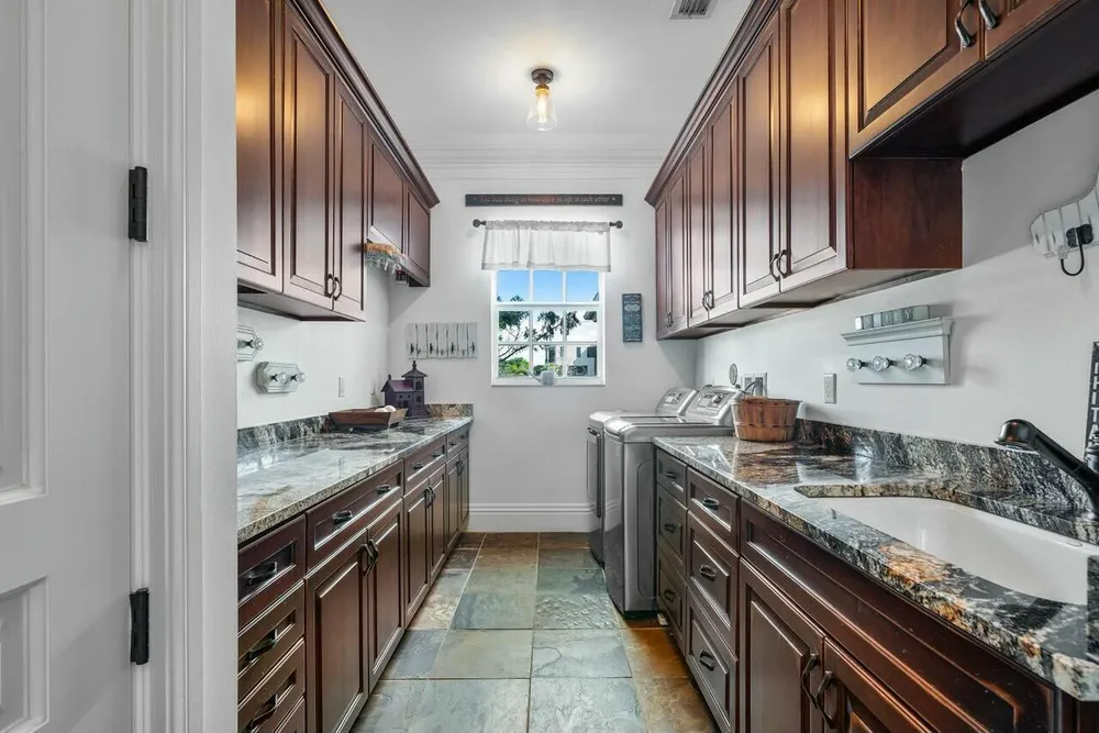 10527 El Paraiso Pl, Delray Beach, FL 33446
