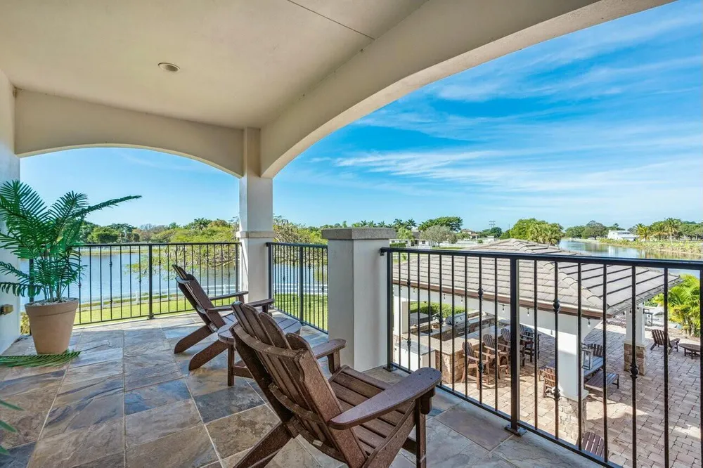 10527 El Paraiso Pl, Delray Beach, FL 33446