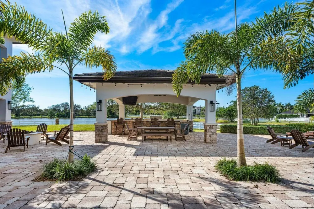 10527 El Paraiso Pl, Delray Beach, FL 33446