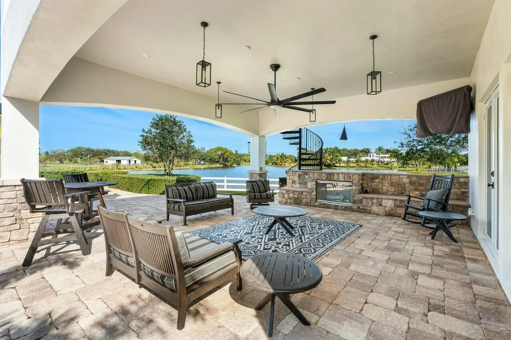 10527 El Paraiso Pl, Delray Beach, FL 33446