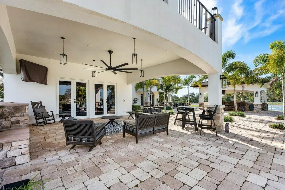 10527 El Paraiso Pl, Delray Beach, FL 33446