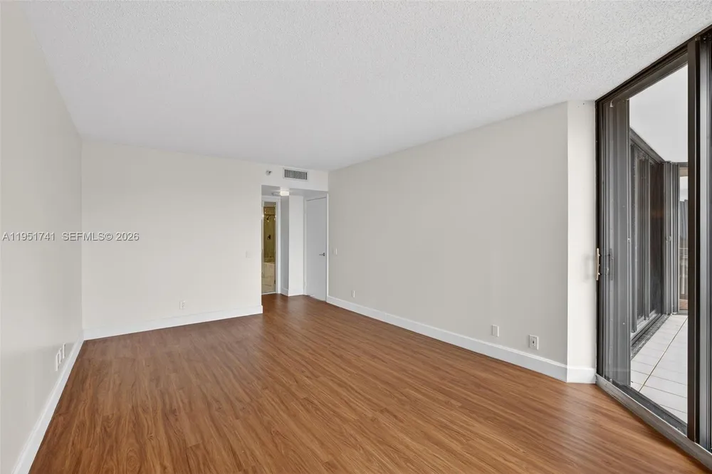 3640 Yacht Club Dr, Aventura, FL 33180