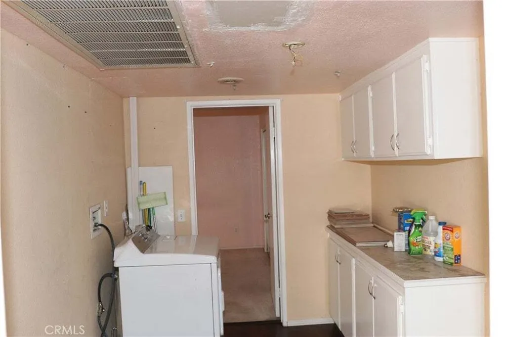 601 S Euclid St, La Habra, CA 90631