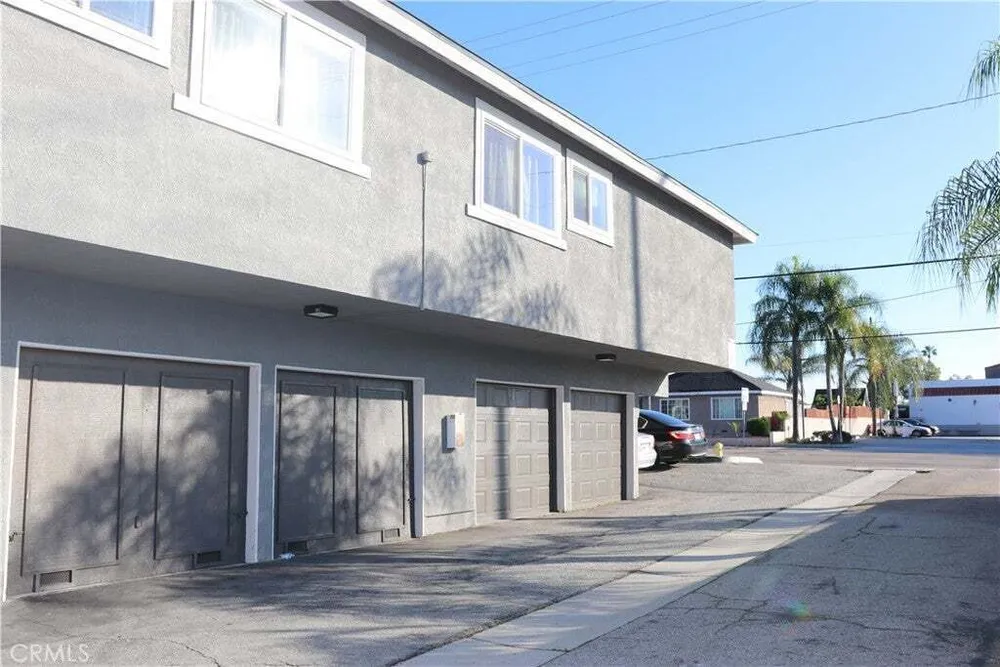 601 S Euclid St, La Habra, CA 90631