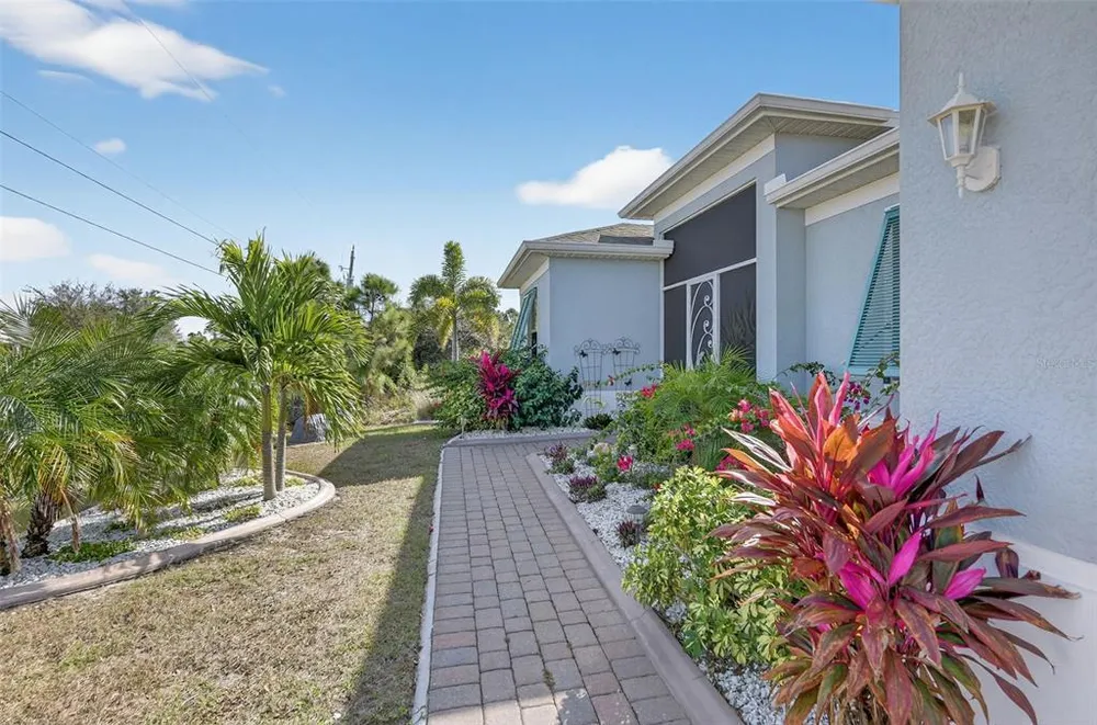 8117 Thruso Rd, Port Charlotte, FL 33981
