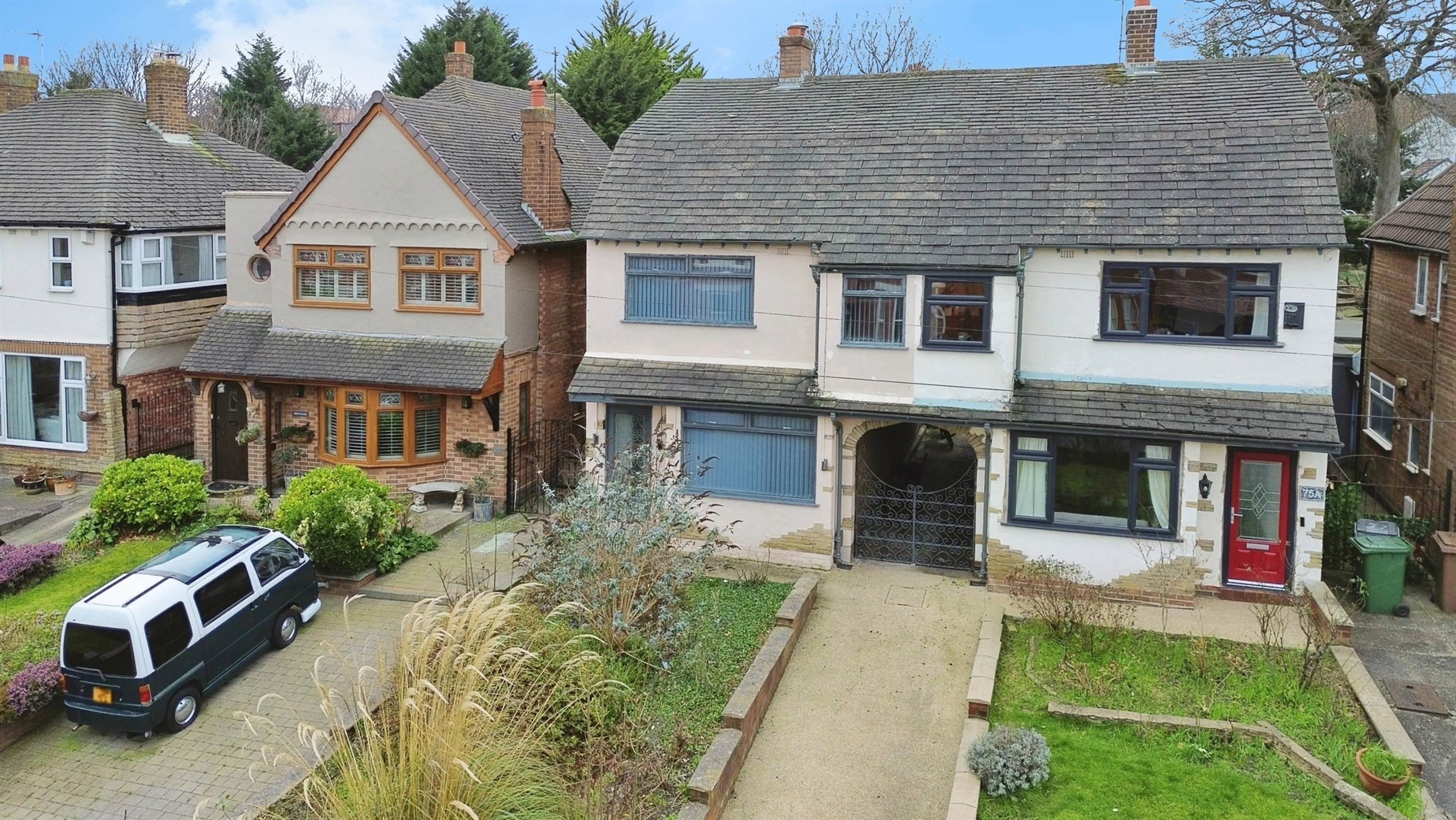 Property photo 0