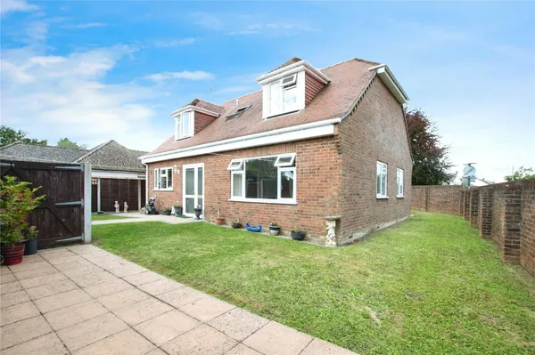 Hightown Road, Ringwood, Hampshire, BH24
