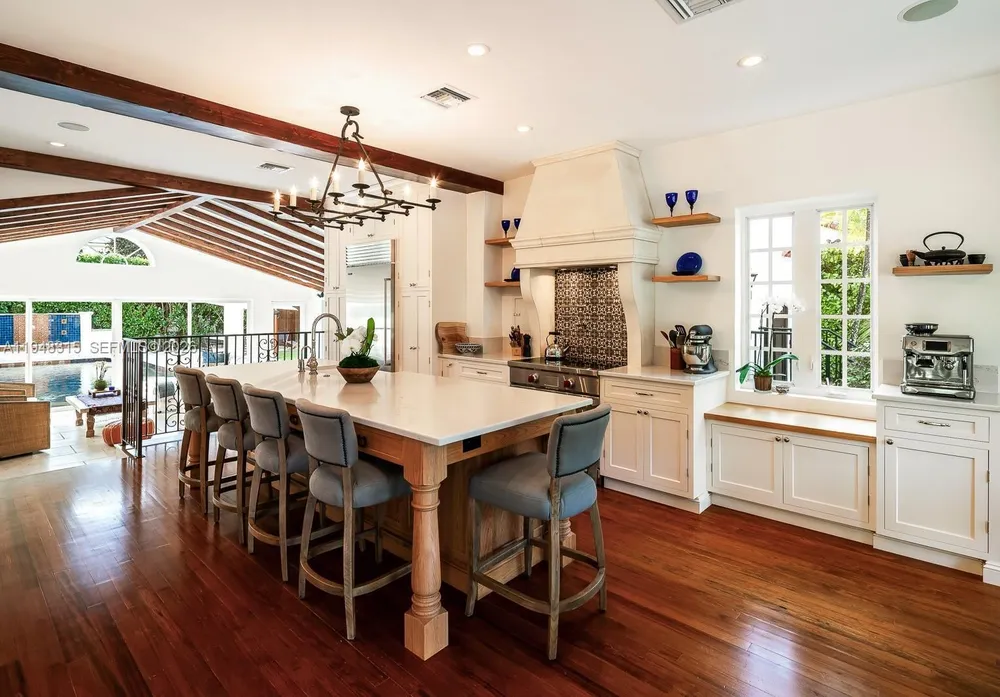 1234 S Greenway Dr, Coral Gables, FL 33134
