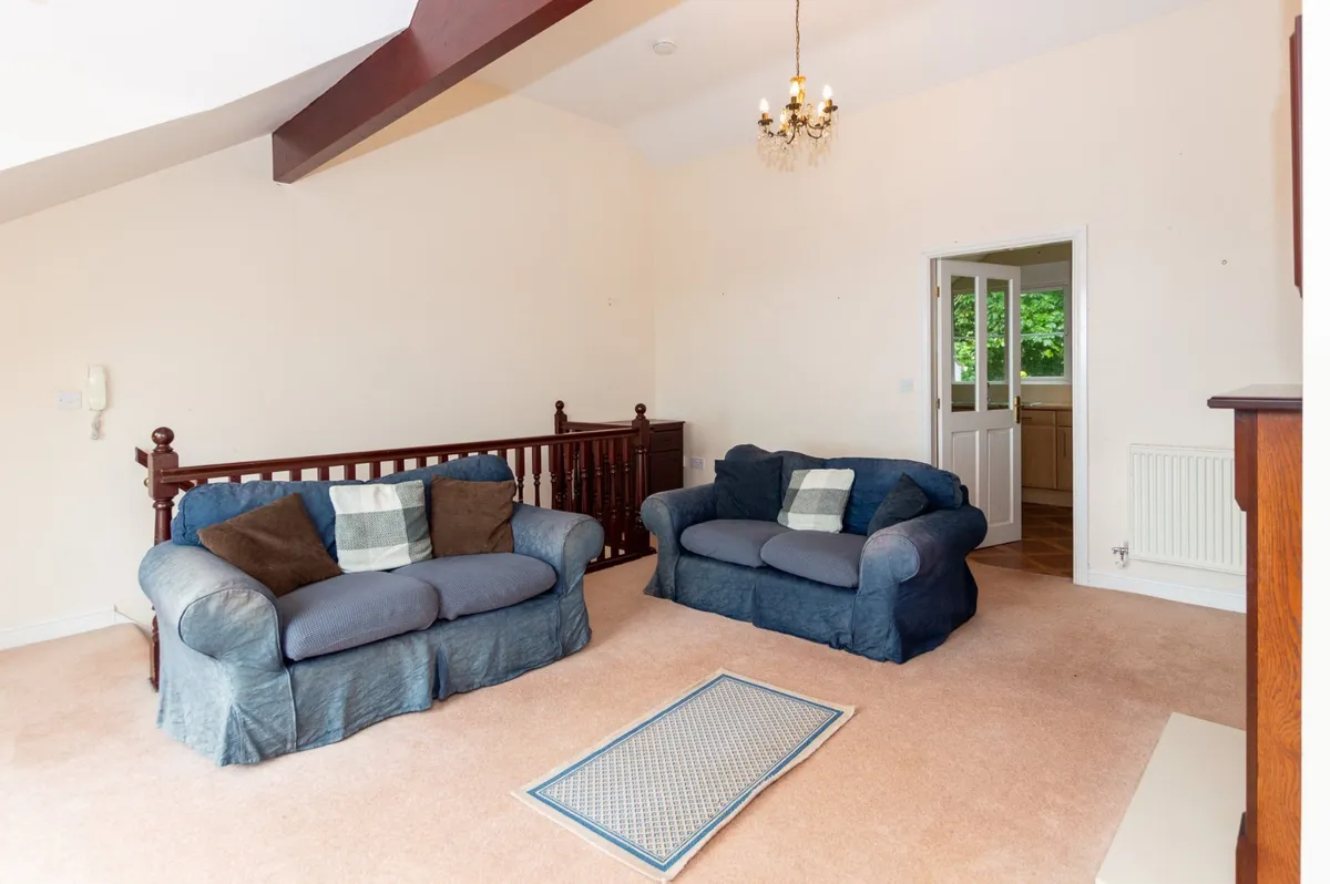 Ffordd Hebog, Y Felinheli, Gwynedd, LL56