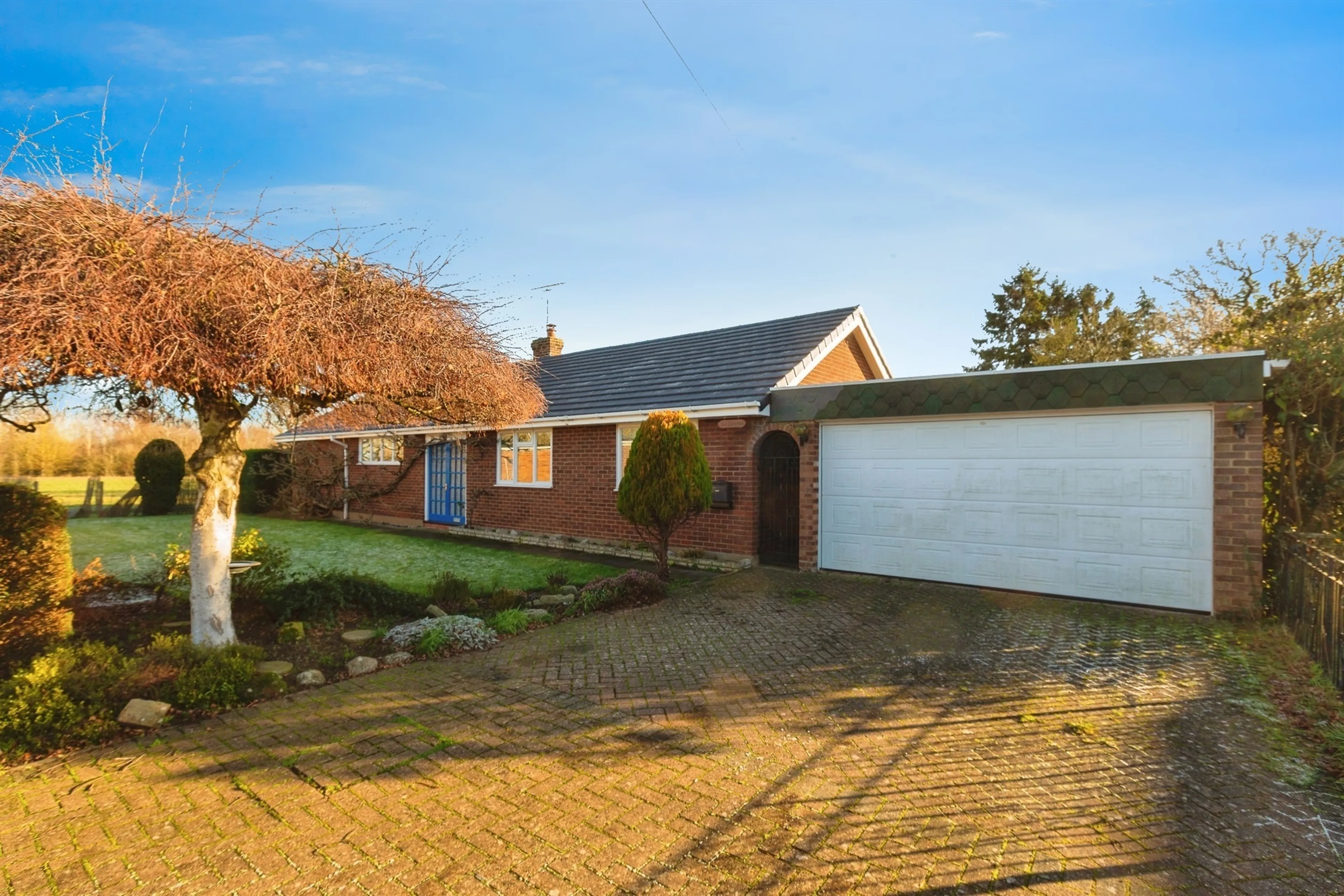 Property photo 0