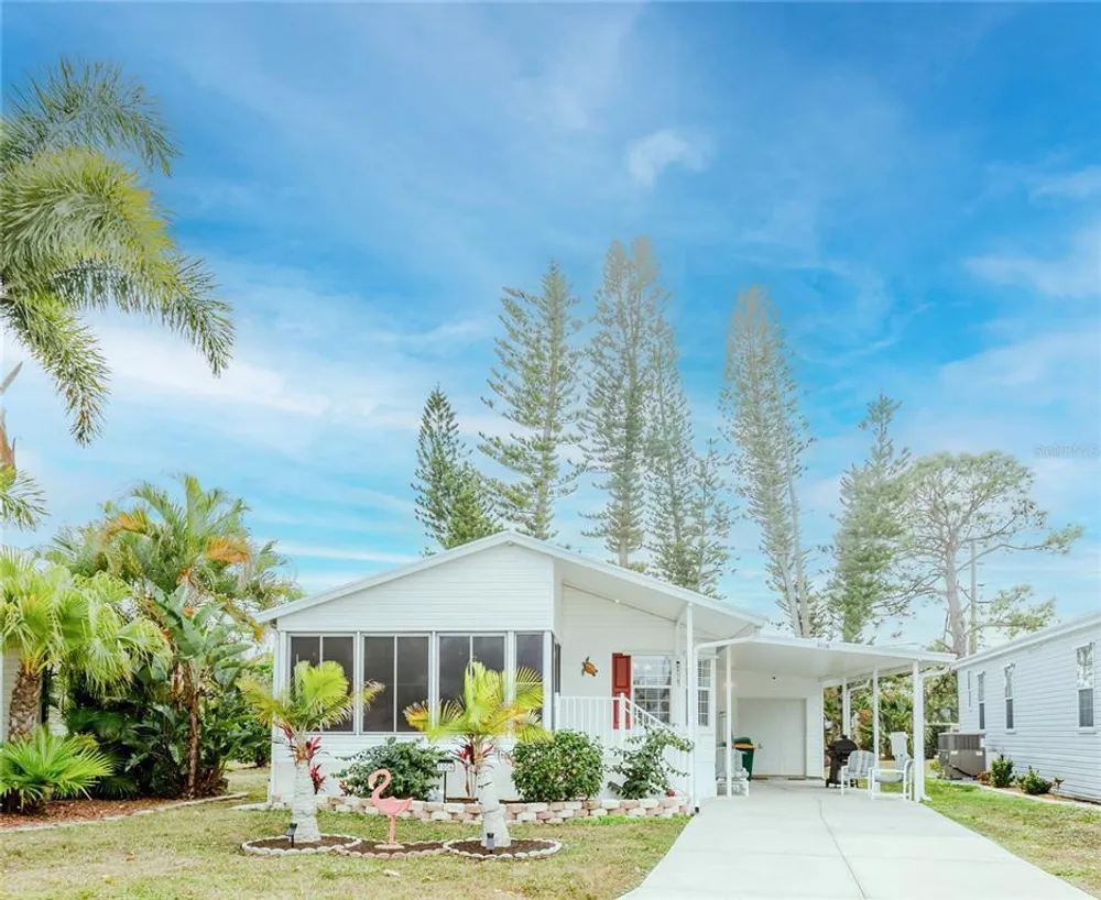 2100 Kings Hwy, Port Charlotte, FL 33980