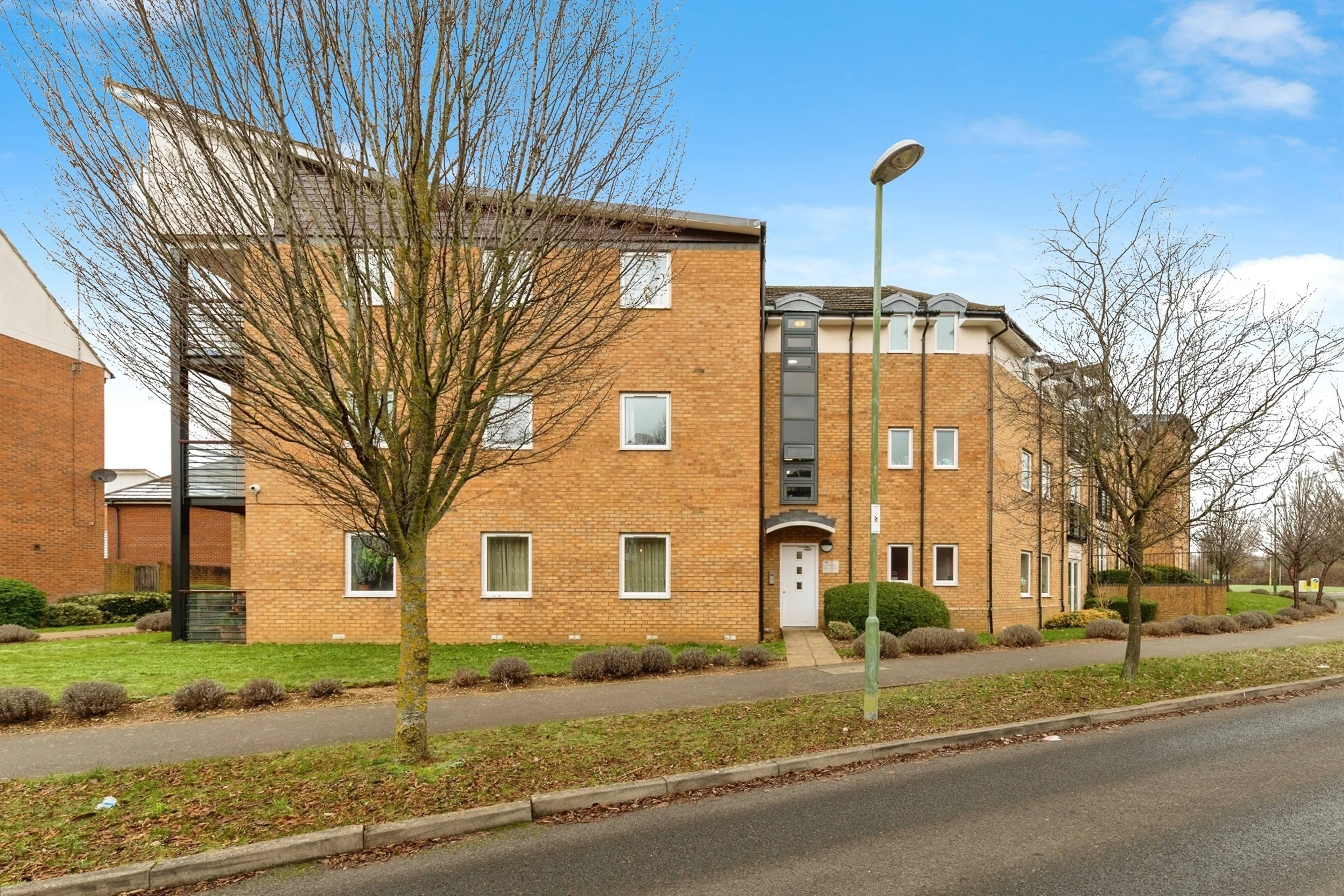 Property photo 0