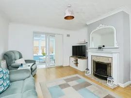 Woodpecker Drive, Watton, Thetford thumb 3