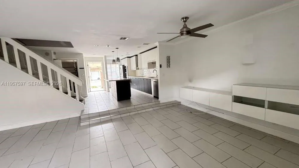 8191 NW 8th Manor, Plantation, FL 33324