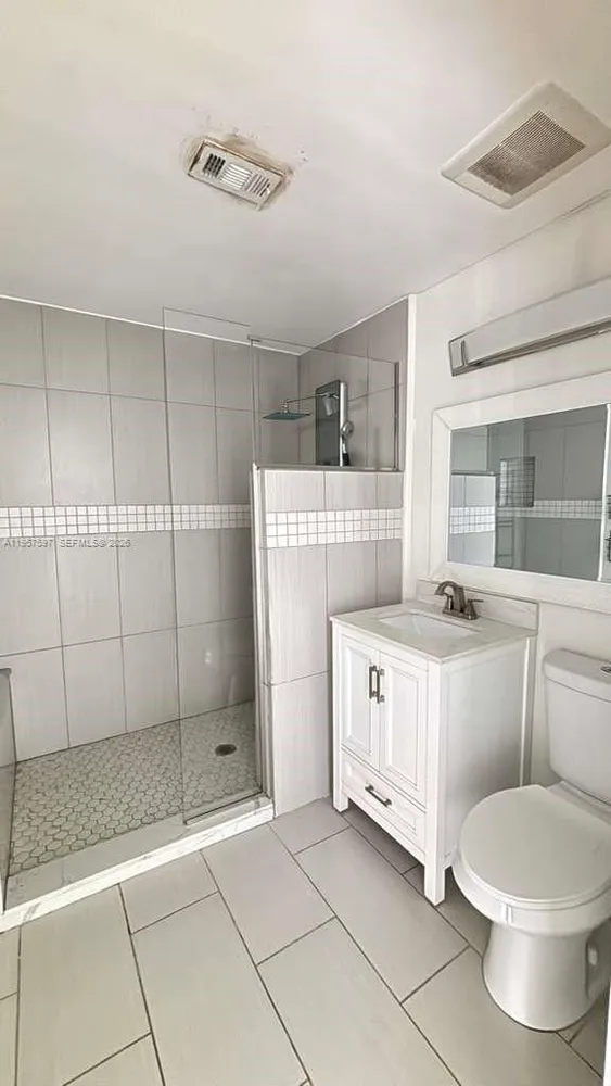 8191 NW 8th Manor, Plantation, FL 33324