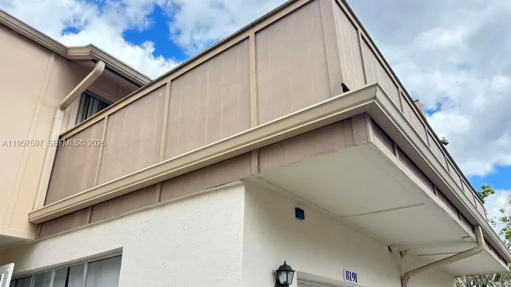8191 NW 8th Manor, Plantation, FL 33324