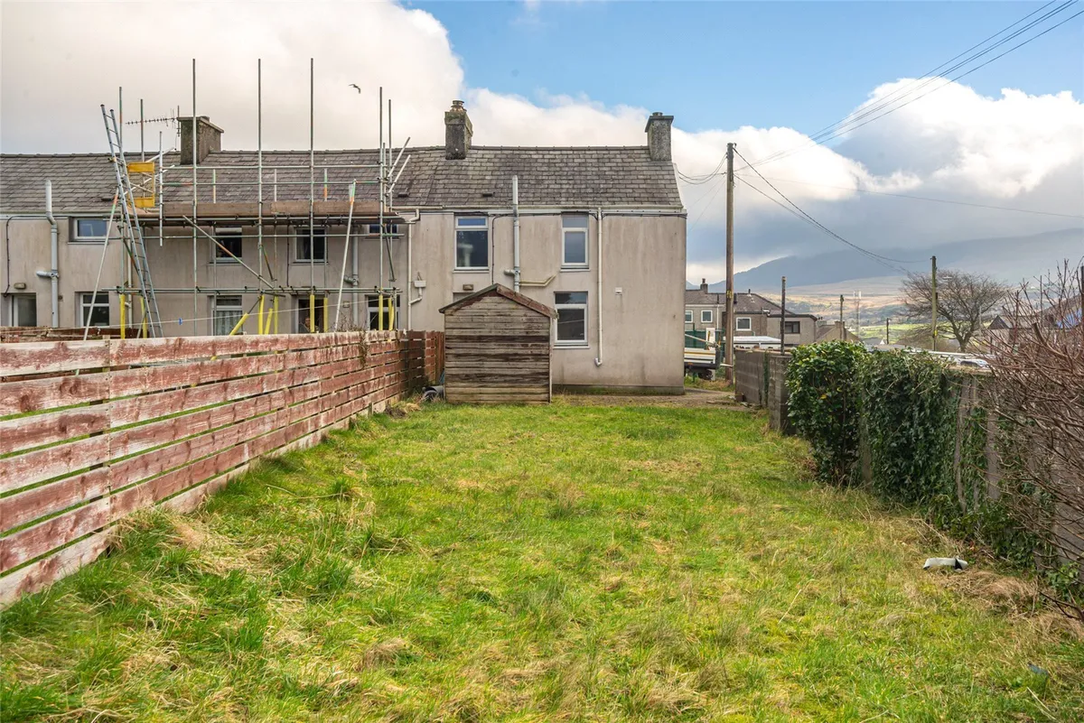 Llwyn Onn Terrace, Penygroes, Caernarfon, Gwynedd, LL54