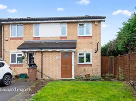 Chelmsford Close, Sutton photo