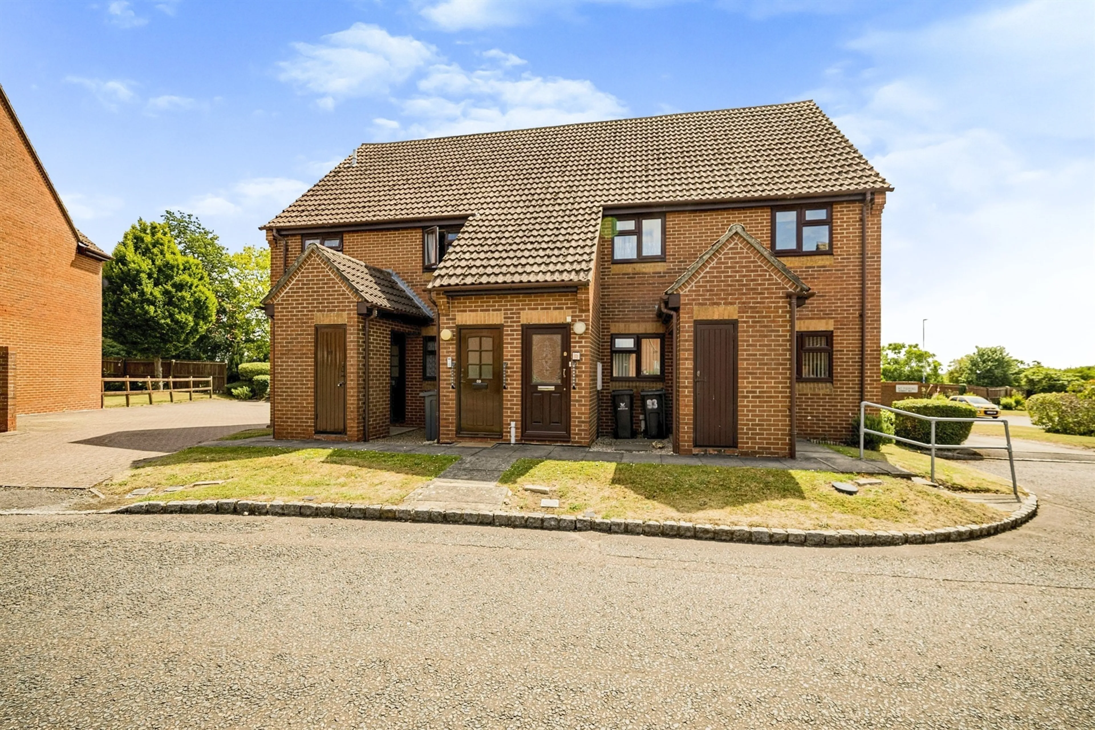 Property photo 0