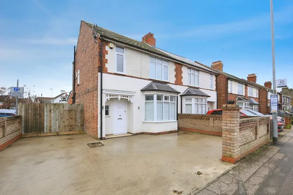 Fletton Avenue, Peterborough, Cambrid...