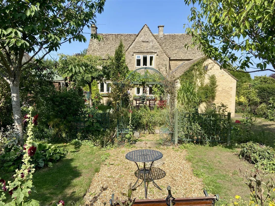 https://mr0.homeflow-assets.co.uk/files/photo/image/46666/7608/_x_/As0Fkxbpdkea-GQsuJRleA.jpg
