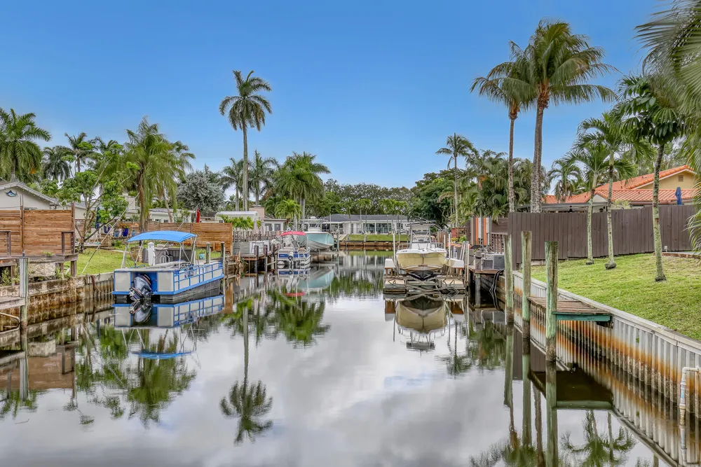 1890 SW 59th Ave, Plantation, FL 33317