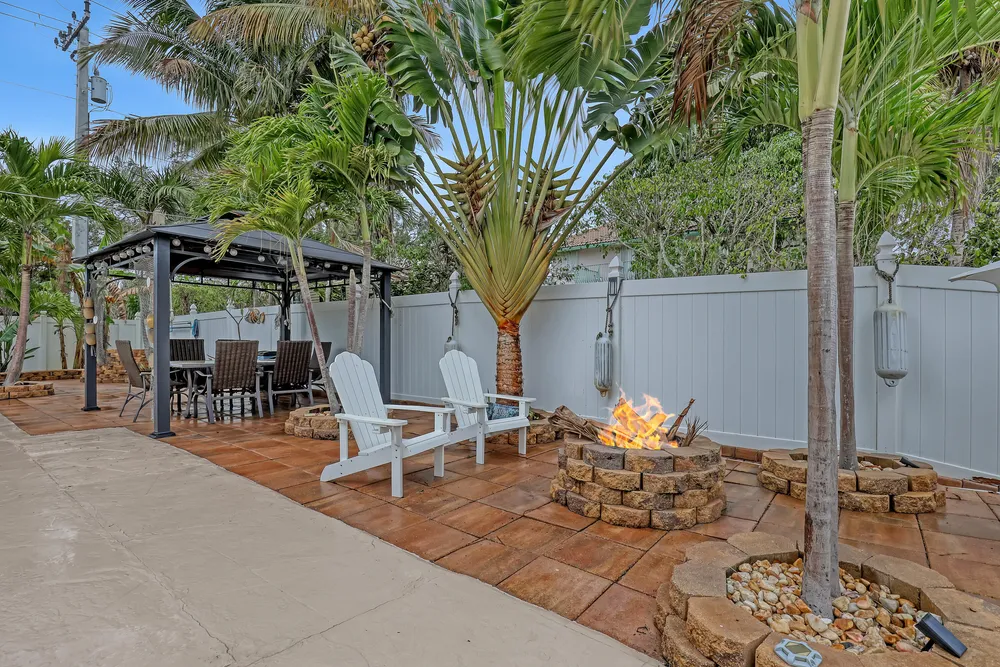 1890 SW 59th Ave, Plantation, FL 33317