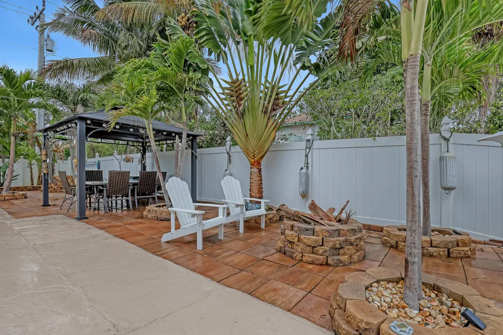 1890 SW 59th Ave, Plantation, FL 33317
