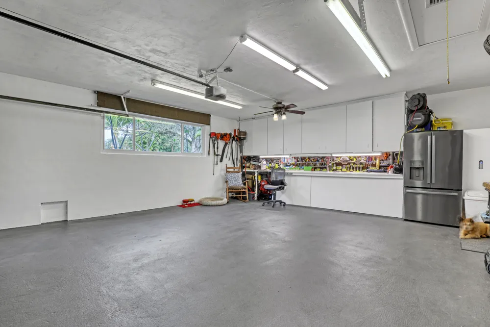 1890 SW 59th Ave, Plantation, FL 33317