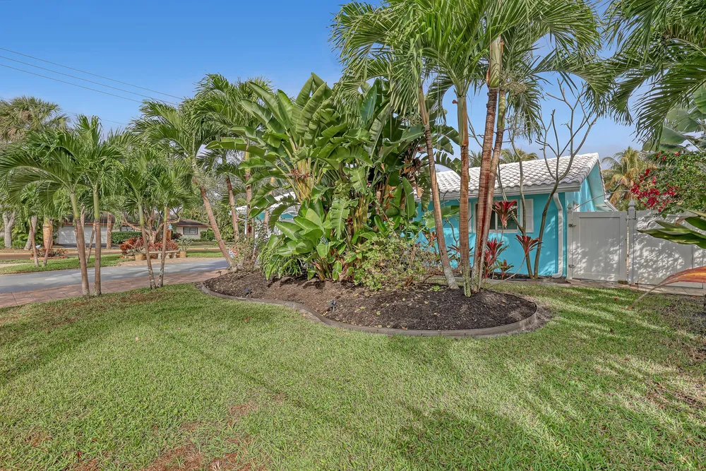 1890 SW 59th Ave, Plantation, FL 33317