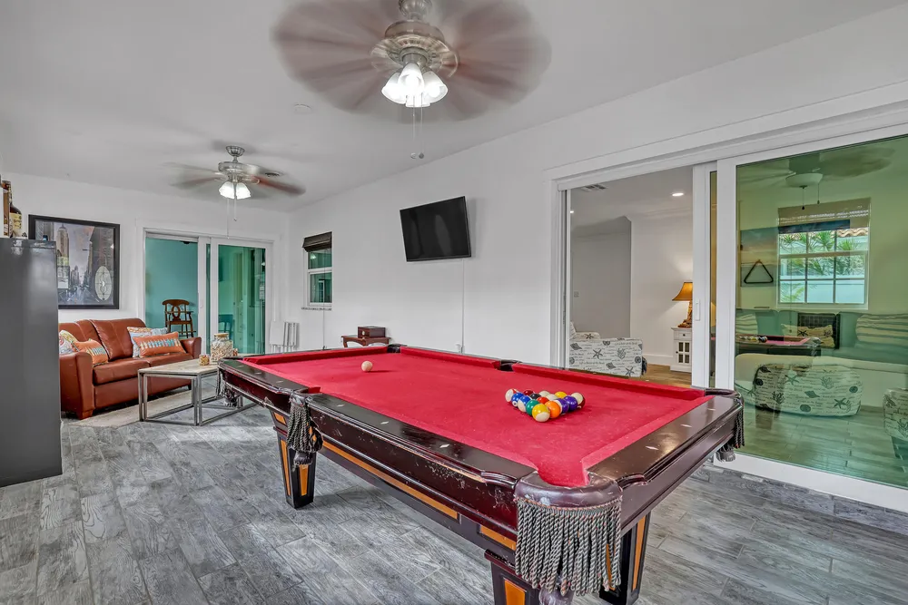 1890 SW 59th Ave, Plantation, FL 33317
