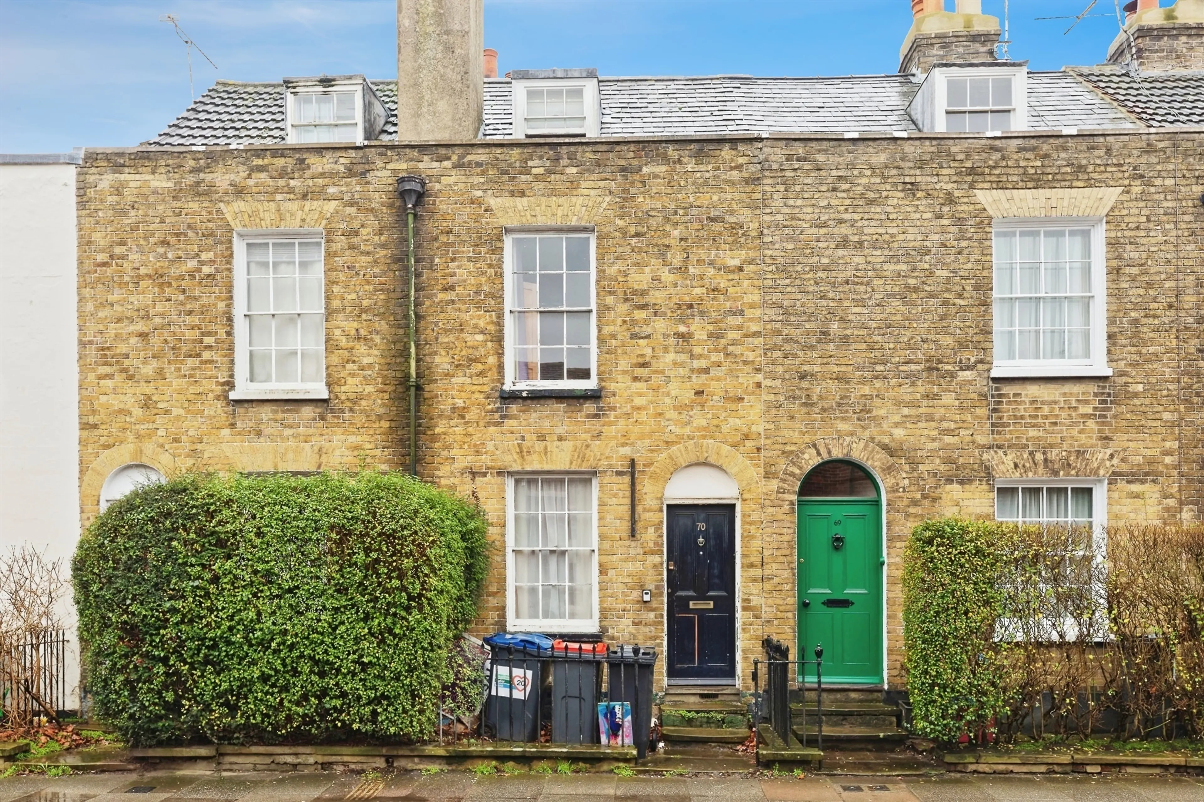Property photo 0