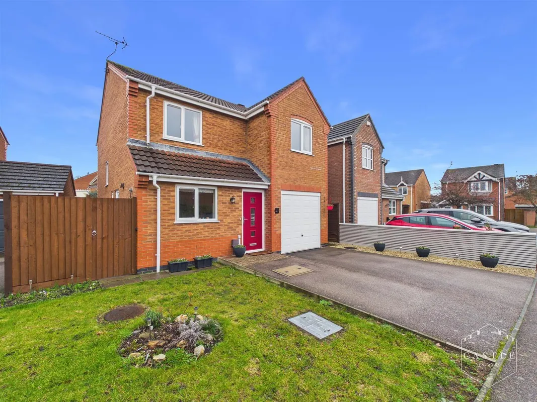 Livia Close, Hinckley