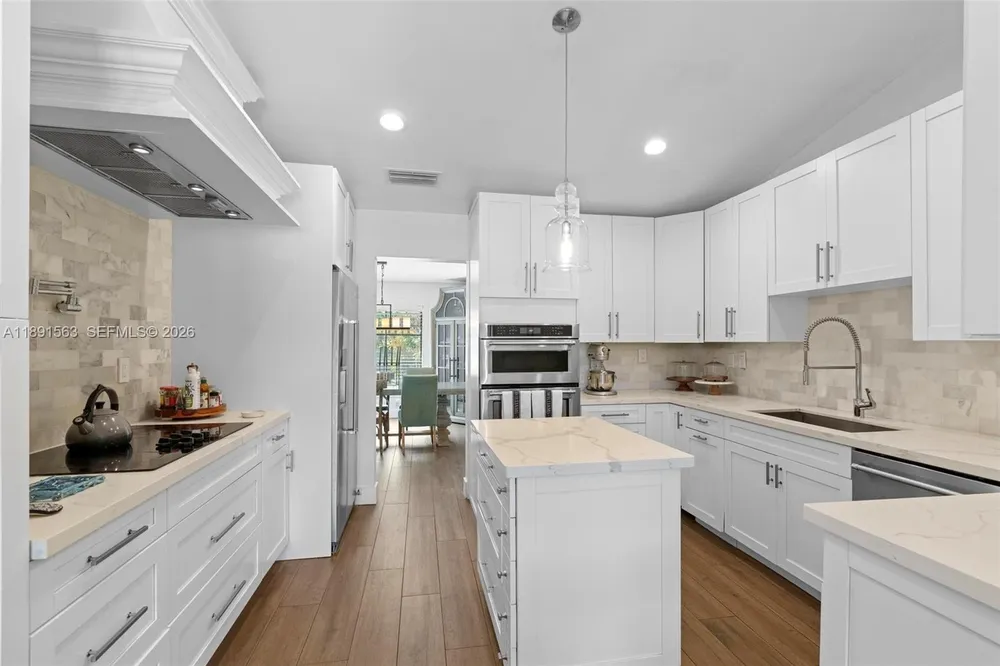 140 Torchwood Ave, Plantation, FL 33324