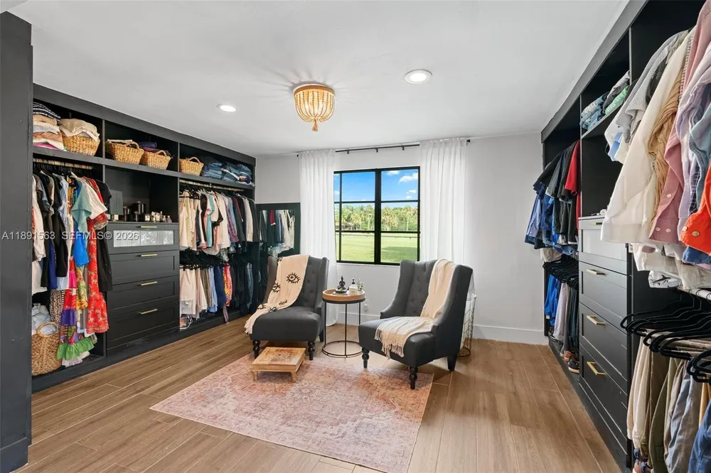 140 Torchwood Ave, Plantation, FL 33324