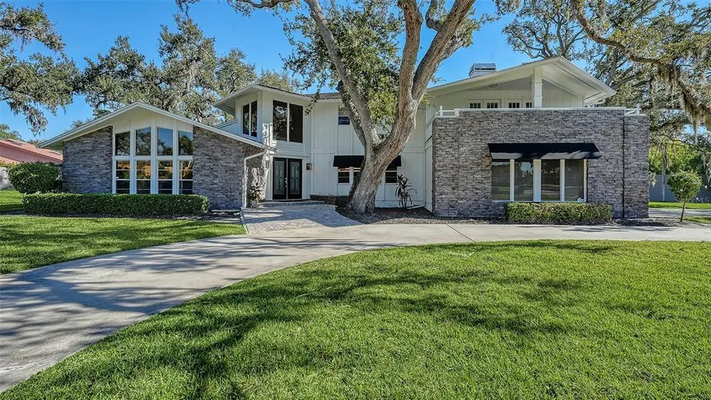 3783 Beneva Oaks Blvd, Sarasota, FL 34238