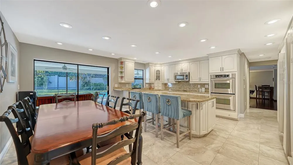 3783 Beneva Oaks Blvd, Sarasota, FL 34238