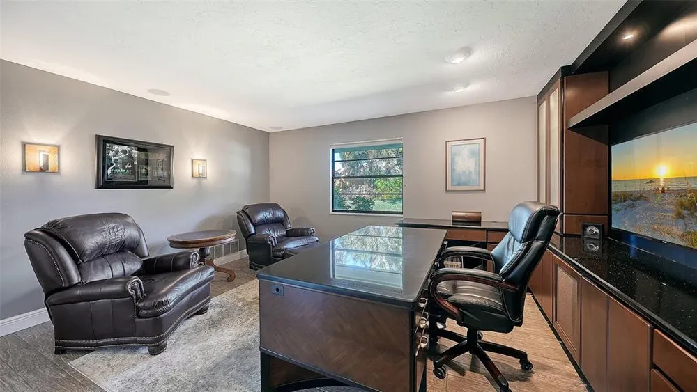 3783 Beneva Oaks Blvd, Sarasota, FL 34238