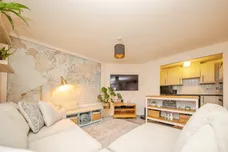Alnesbourn Crescent, Ipswich