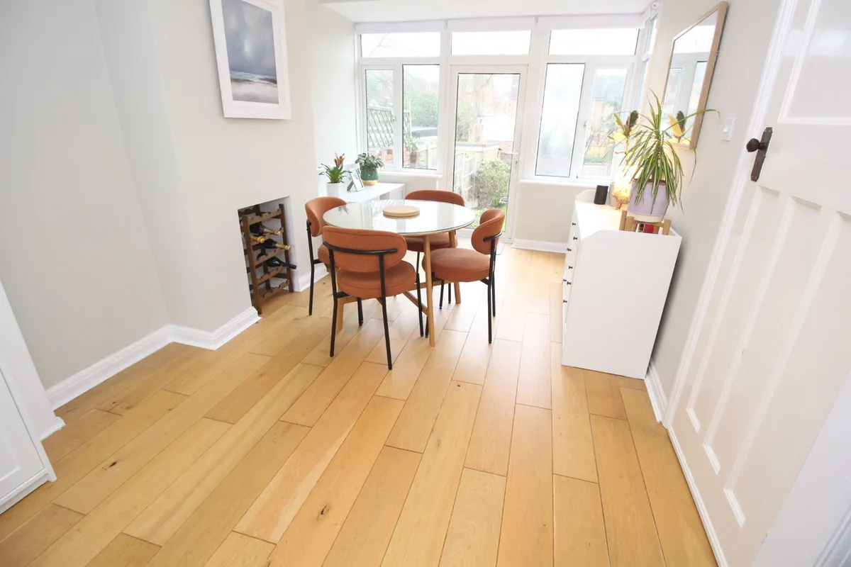 Mansfield Avenue, Barnet, EN4