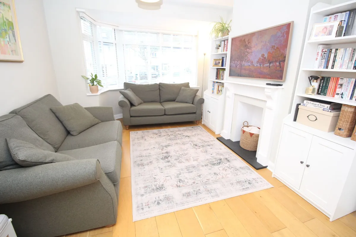 Mansfield Avenue, Barnet, EN4