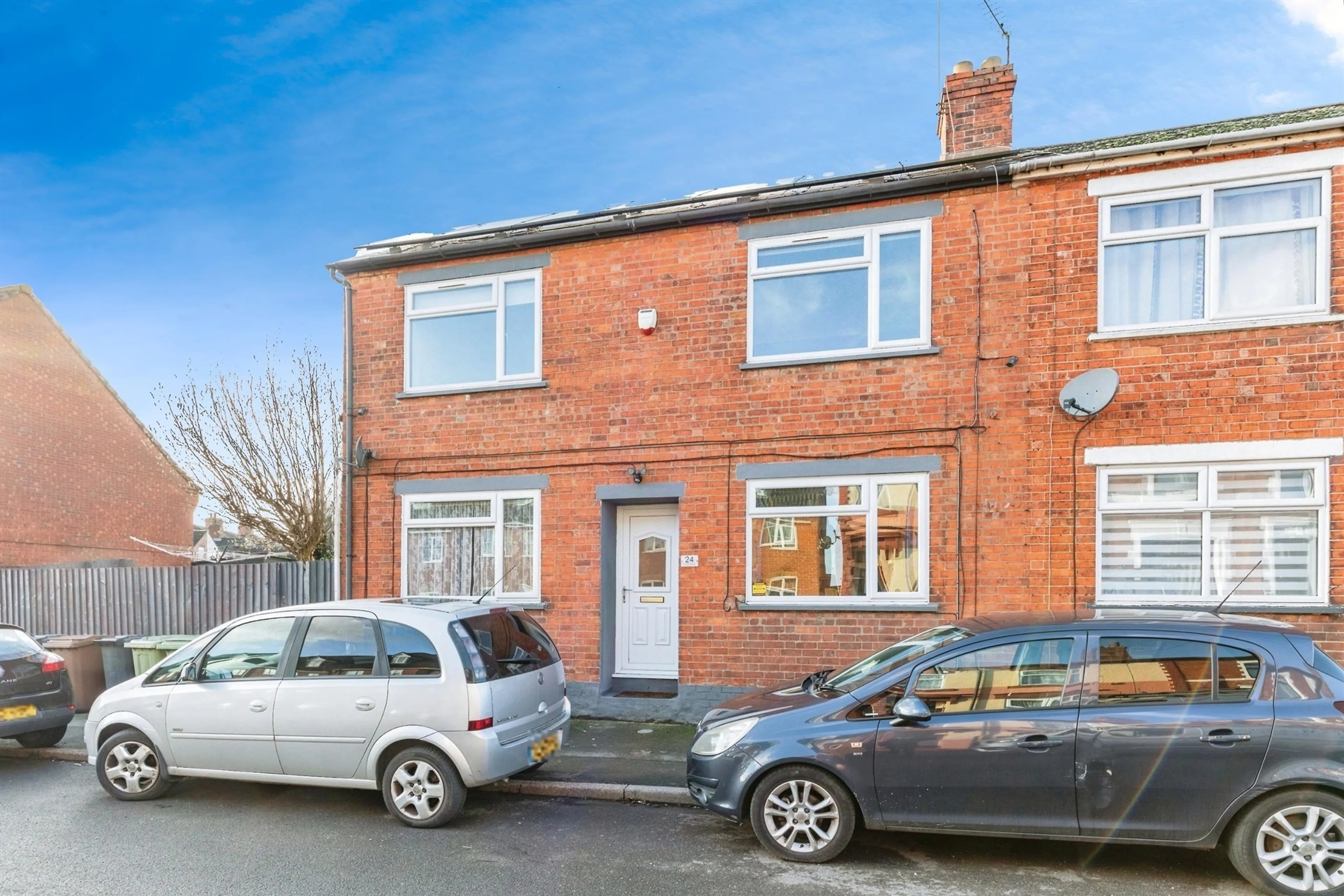 Property photo 0