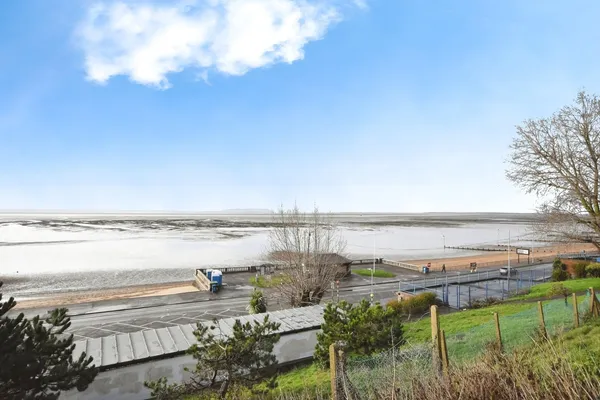 Shorefield Gardens, Westcliff-on-Sea,...