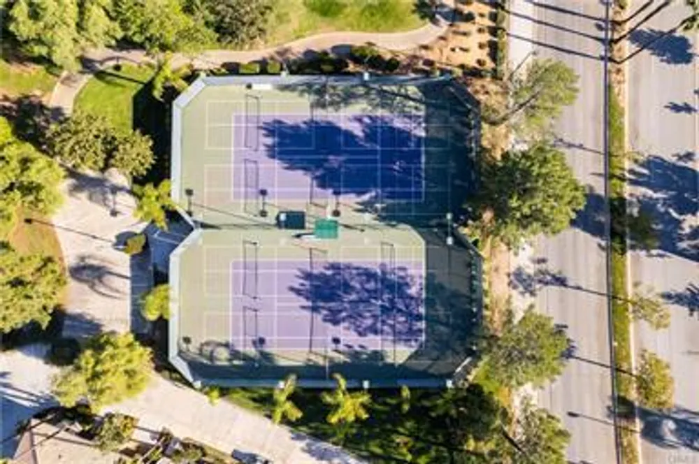 1154 Fairway Oaks Ave, Banning, CA 92220